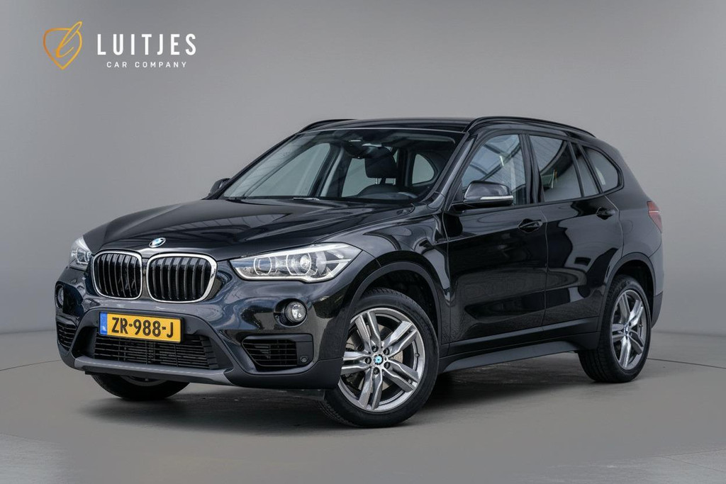 BMW X1 sDrive20i 192pk High Executive 56461606-0.jpg | Luitjes Car Company